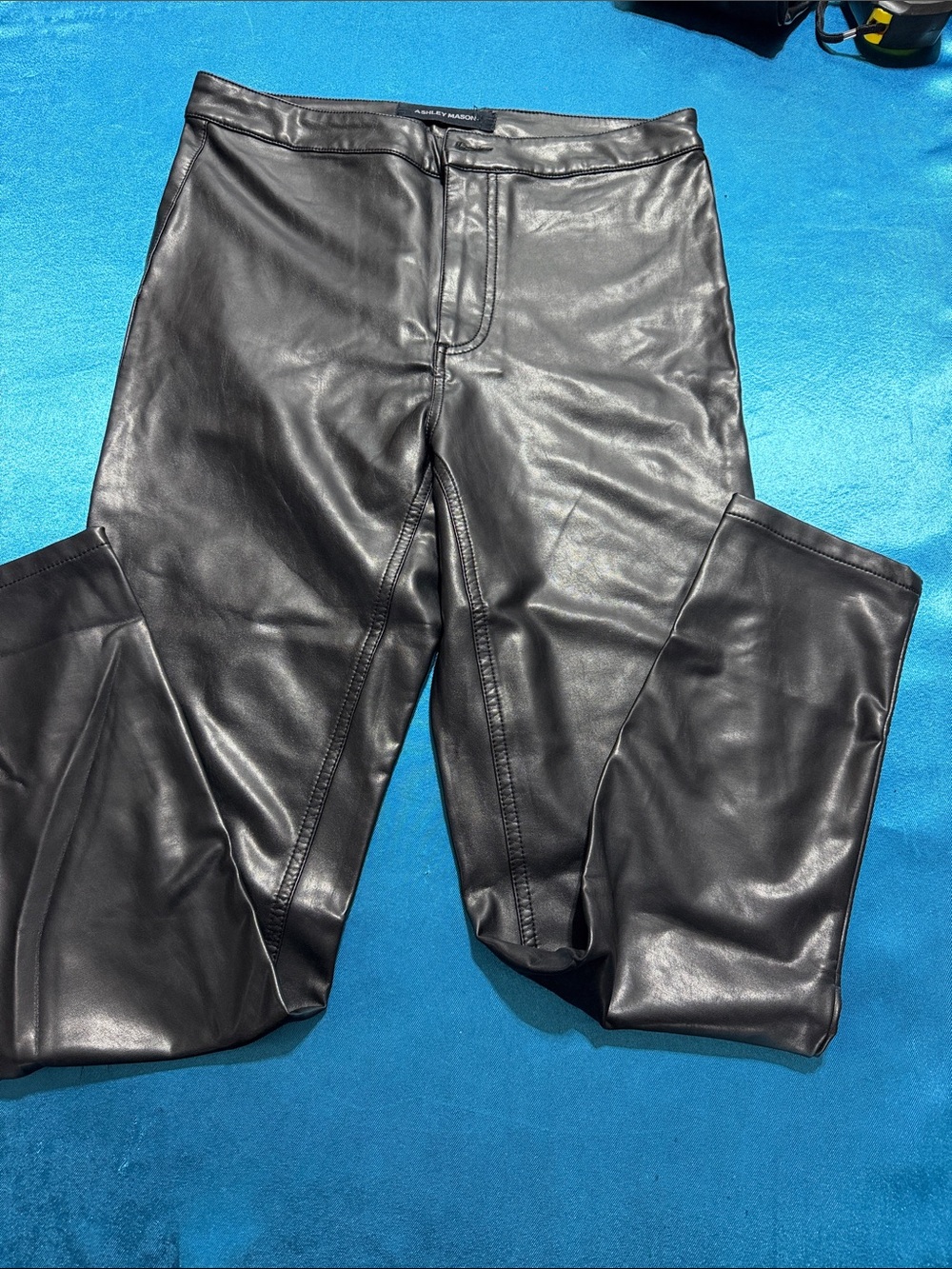Ashley Mason Black Faux Leather Skinny Leggings